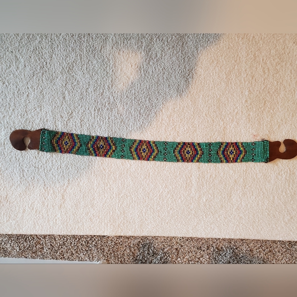 Beaded / wood elastic stretch belt. Bohemian